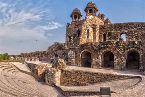 Purana Qila Delhi Old Fort Timings History And Nearest Metro