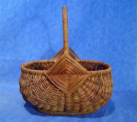 Native American Baskets at Matt Wood's AAIA, Inc.