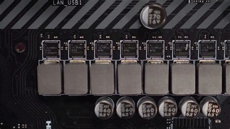 MSI X570 Tomahawk Motherboard Review Photo Gallery - TechSpot