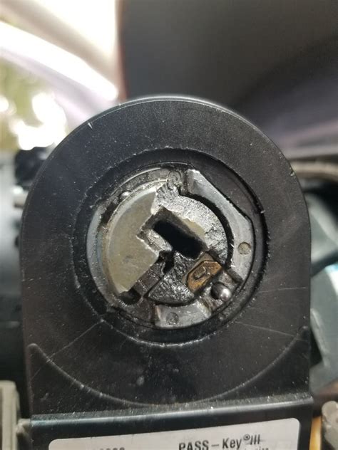 Cadillac Cts Key Stuck In Ignition