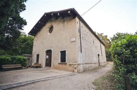 Chiesa Di San Fermo San Felice Del Benaco Valtenesi Garda Tourism