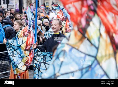 El Desfile Del D A De A O Nuevo Tiene Lugar En El Centro De Londres