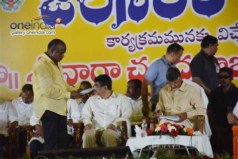 PHOTOS CM N Chandrababu Naidu Inaugurates Anicut Built Across Sarada