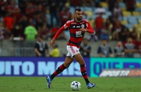 Flamengo Renova Contrato De Fabr Cio Bruno