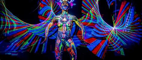 Light Painting Light Up Berlin Senjo Color World Of Bodypainting