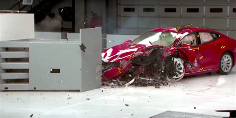 Tesla Responds To Newly Released Model S Crash Test Rating