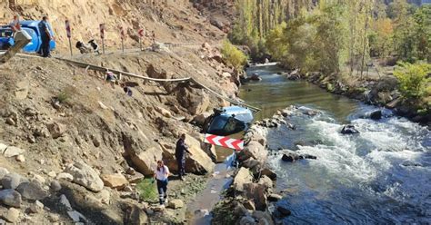 Artvin Erzurum Yolunda Feci Kaza Bursa Hakimiyet