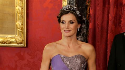 La Exorbitante Suma De Dinero Que Gasta La Reina Letizia Cuando Recibe