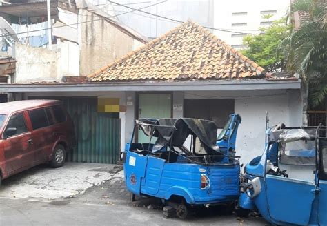 Rumah Tua Hitung Tanah Jl Kepu Kemayoran