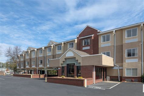 Microtel Inn & Suites by Wyndham Cornelius/Lake Norman | Cornelius, NC Hotels