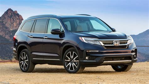 2020 Honda Pilot vs. 2020 Nissan Pathfinder Comparison - Kelley Blue Book