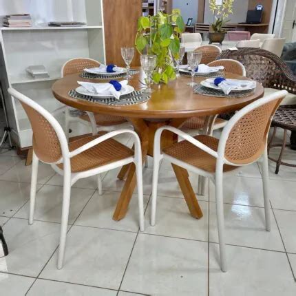 Mesa Redonda M Ou Cadeiras Portofino Roma Nude