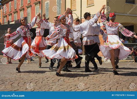 Russian Dancers Editorial Stock Photo - Image: 17521678