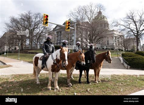 Harrisburg Pennsylvania Usa 17th Jan 2021 Mounted Pennsylvania