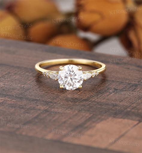 round cut engagement rings 6