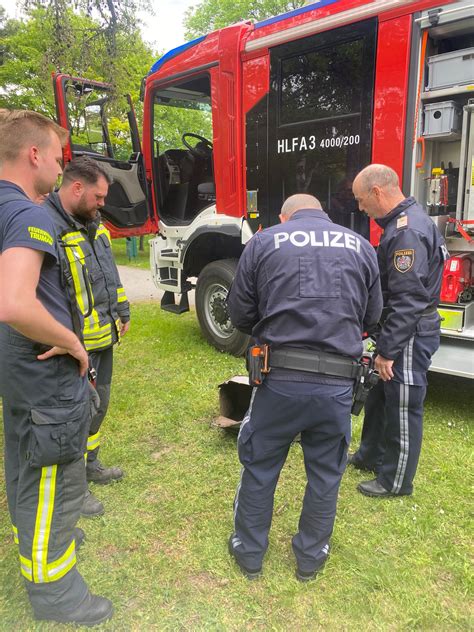 Bergen einer Alukiste für Gemeinde Freiwillige Feuerwehr Trumau