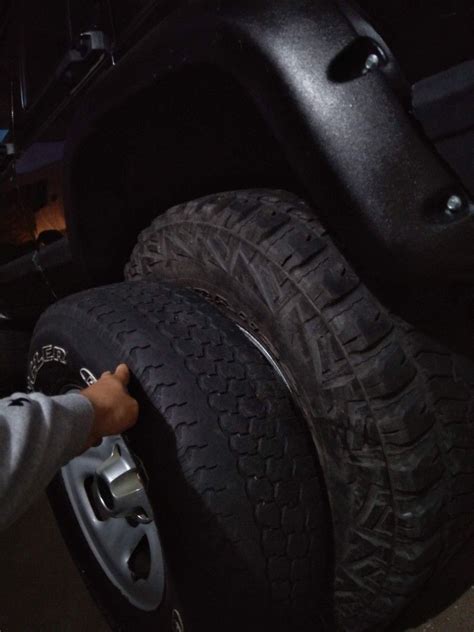 31s vs 35s 31 inch tires versus 35 inch tires | 35 inch tires, Jeep xj, Jeep