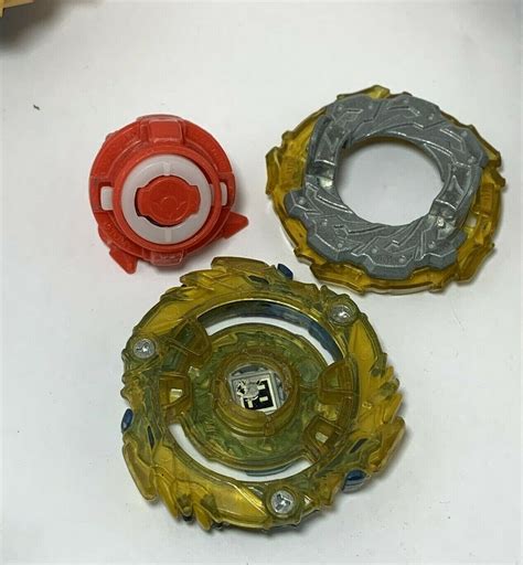 Beyblade Burst Evolution Switch Strike Drain Fafnir With Launcher Hasbro