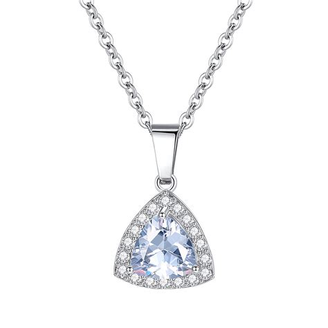 Veki Diamond Necklace Woman Beating Dazzling Heart Shaped Diamond