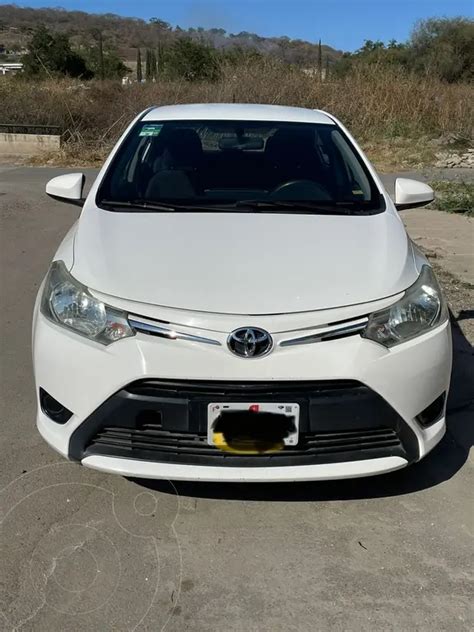 Toyota Yaris Sedan Core Aut Usado 2017 Color Blanco Precio 205 000