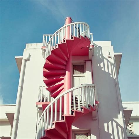 Pink Staircase Love Ew517 Pink Houses Pretty In Pink Everything Pink