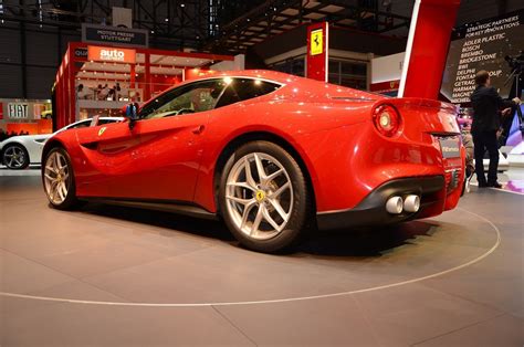 2013 Ferrari F12 Berlinetta Gallery Top Speed