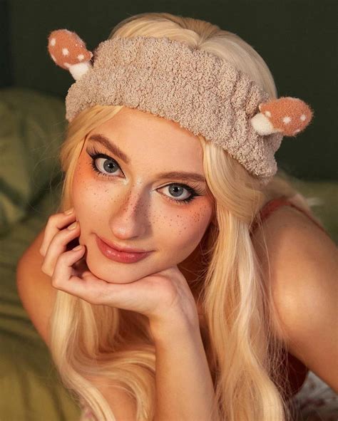 Dasha Lukyanets Ig Dlukyanets Now With Dasha Lukyanets Freckles Blonde Long Hair The Cutie