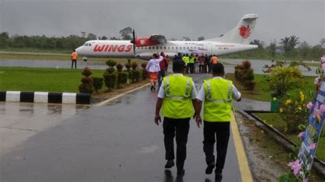 Wings Air Dari Balikpapan Mendarat Perdana Di Bandara Ra Bessing