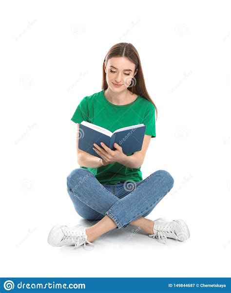 Livro De Leitura Da Jovem Mulher No Branco Imagem De Stock Imagem De