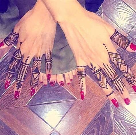 Trending Mehndi Designs Latest Henna Tattoo Ideas For