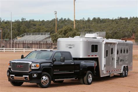 2015 Gmc Sierra 3500 Hd Beats Ford F 350 Ram 3500 Hd In Towing Challenge Autoevolution