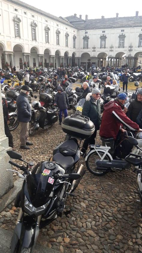 Oropa La Tradizionale Benedizione Delle Moto Foto