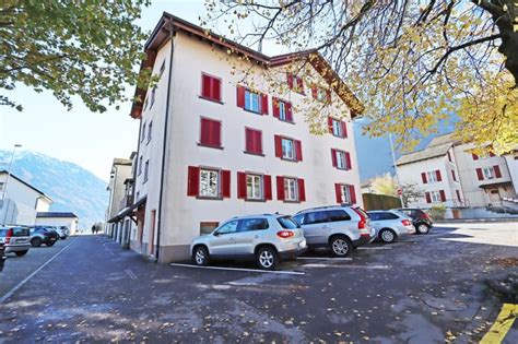 Mehrfamilienhaus Mit Wohnungen An Zentraler Lage In Riedern Gl