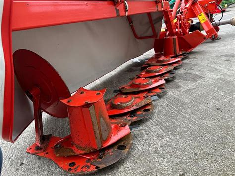 Used Kuhn Gmd 600 6 Disc 7ft 10in Disc Mower Mccullagh Machinery