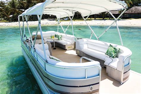 Pontoon Boat - SummerTimes