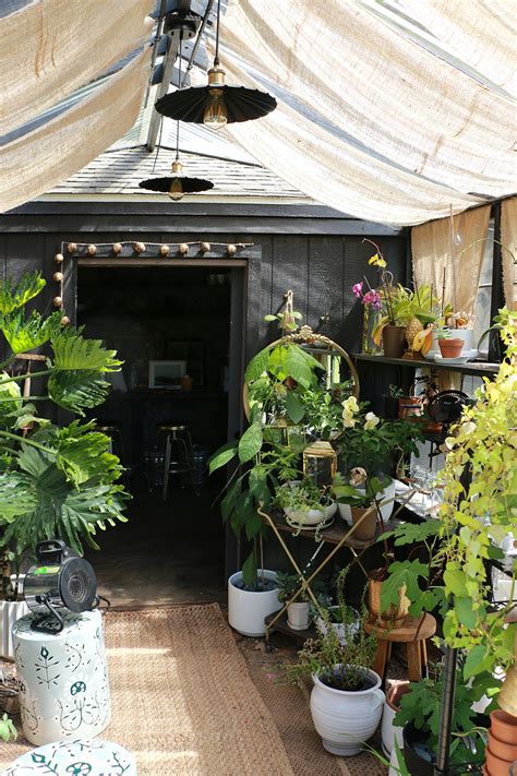 15 Greenhouse Decorating Ideas That Add Charm