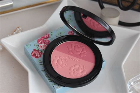 Artdeco Blossom Duo Blush Beauty Tricks