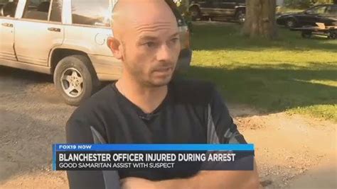 Video Good Samaritan Helps Police Officer Fight Off Suspect Fox19