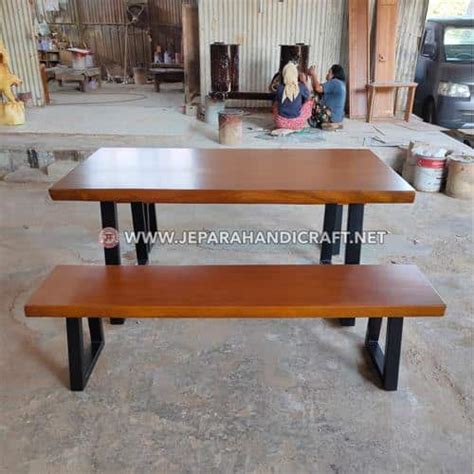 Jual Set Meja Makan Solid Trembesi Kaki Besi Jepara Murah