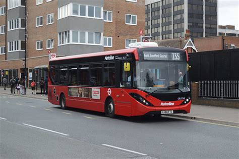 Metroline DEL2262 LK66FTC On Route 235 Hassaanhc Flickr