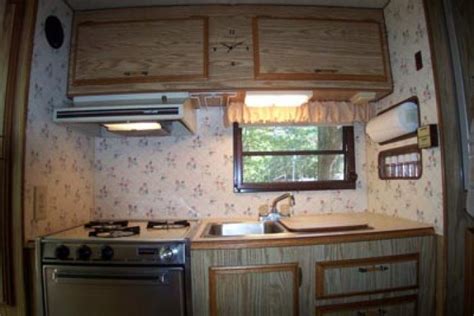 THIS ITEM HAS BEEN SOLD Recreational Vehicles Truck Campers 1988