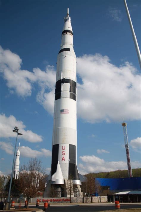 Saturn 5 Rocket at The U.S. Space & Rocket Center in Huntsville ...