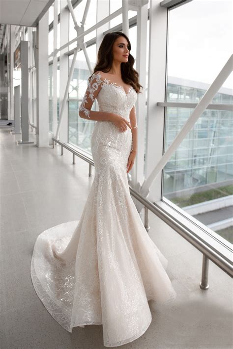 Robe de mariée forme trompette Oksana Mukha Paris