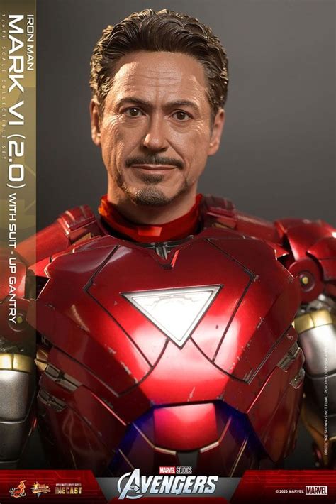 Iron Man Mark VI Suit Up Gantry Movie Masterpiece MMS D Hot Toys The Avengers