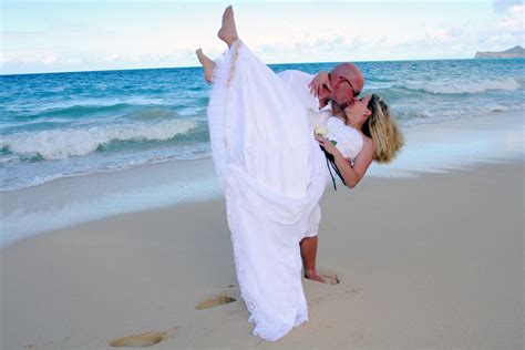 Affordable Barefoot Hawaii Beach Wedding Package in Oahu and Kauai by ...