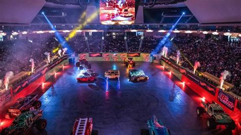 Hot Wheels Monster Trucks Live Adds Glow N Fire An Extra Abu Dhabi Show This September Curly