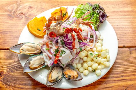 Ceviche Mixto Peruano