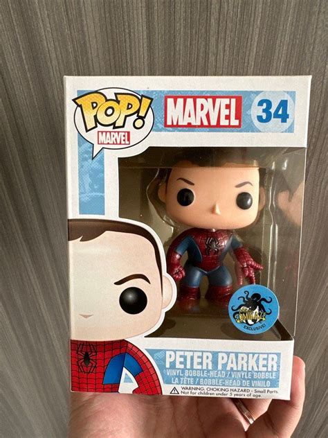 Funko Pop Peter Parker Spiderman Marvel Hobbies And Toys Toys And Games