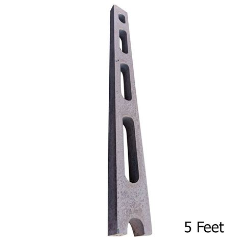 Straight With Holes Rectangle Feet Rectangular Rcc Fencing Pole Size