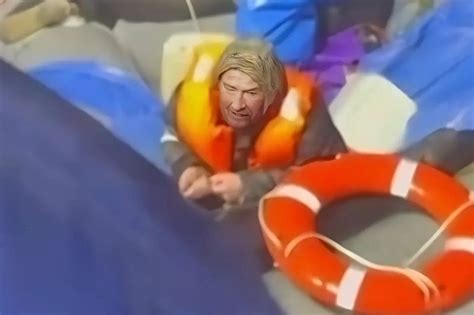 Когда лишний вес помог: мужчина выжил в 17-недельном дрейфе | Новости ...